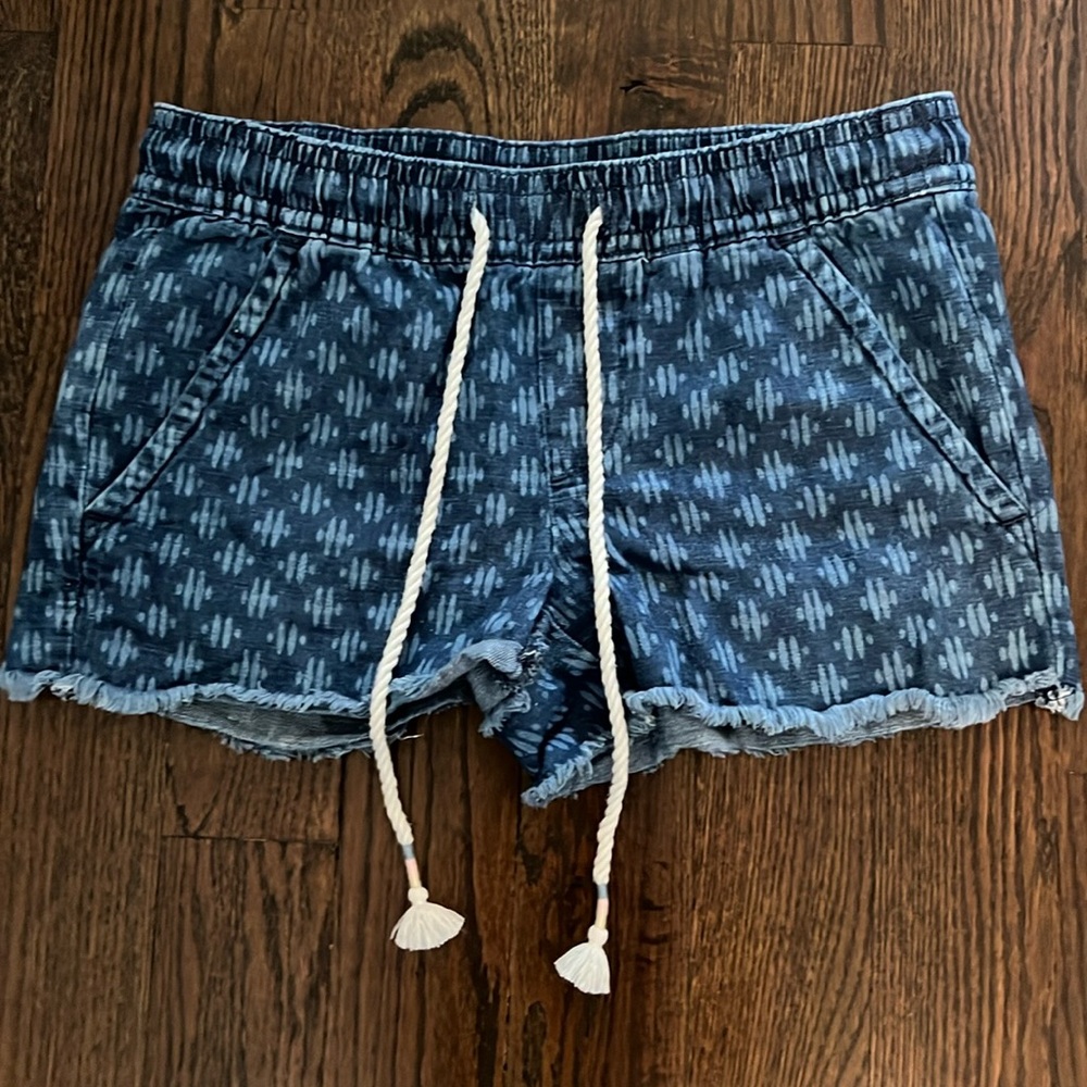 Print denim shorts